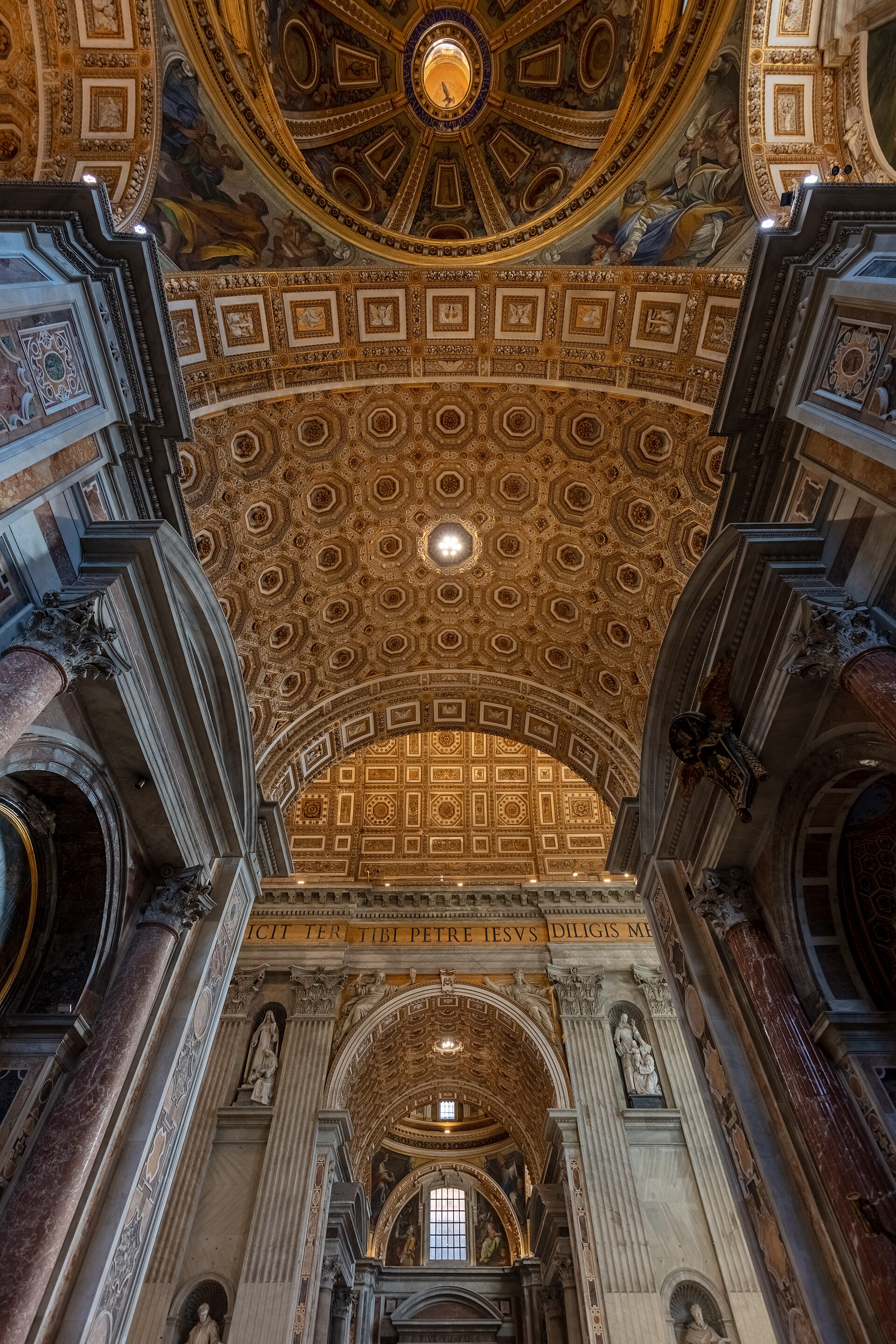 Interior de la Bas&iacute;lica de San Pedro, Ciudad del Vaticano